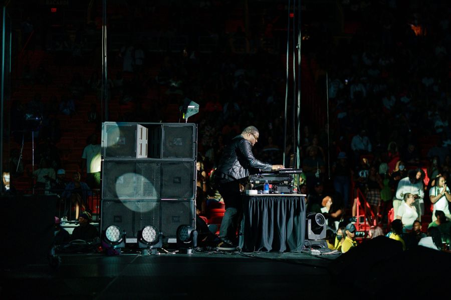 The DJ AOne